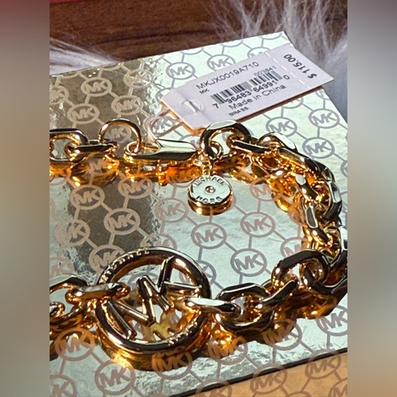 NEW‼️ Michael Kors MK Logo Gold Chain Bracelet NWT